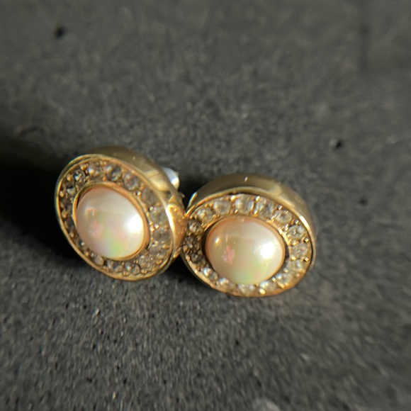 Vintage Faux Pearl Rhinestone Post Earrings - Picture 6 of 10